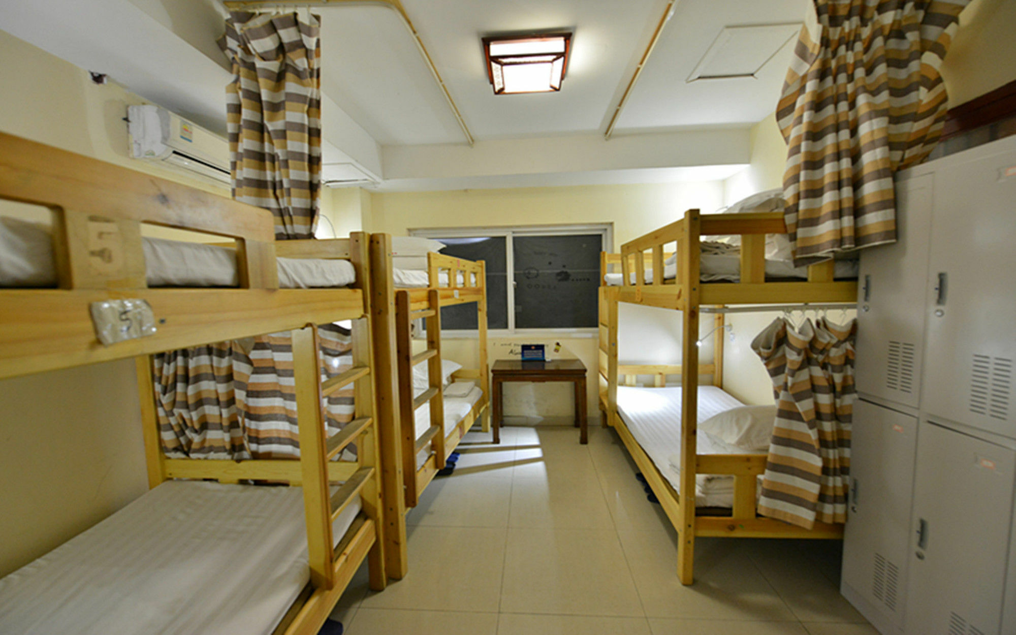 בייג'ינג Happy Dragon Courtyard Hostel מראה חיצוני תמונה