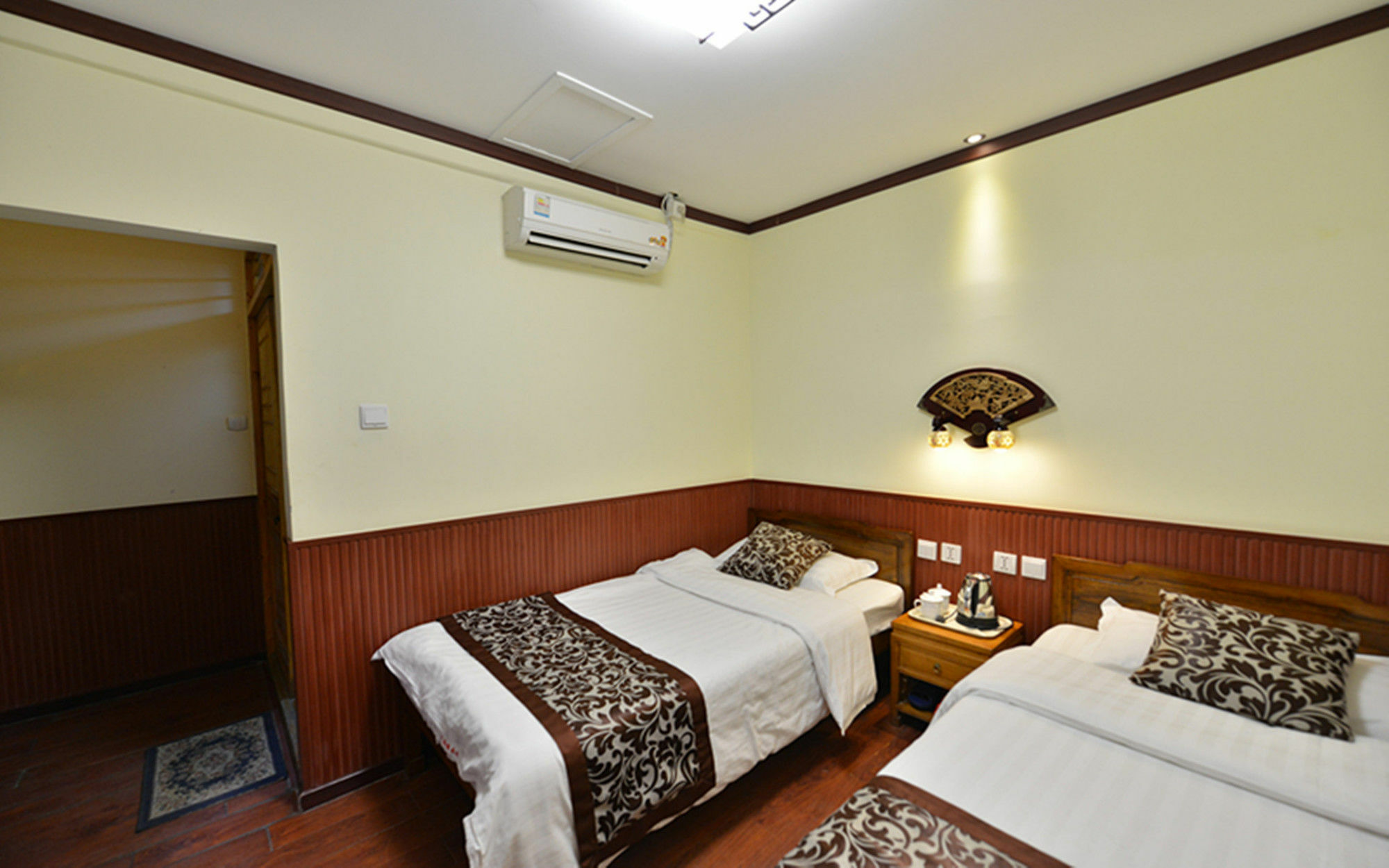 בייג'ינג Happy Dragon Courtyard Hostel מראה חיצוני תמונה